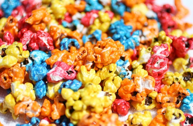 coloured-popcorn